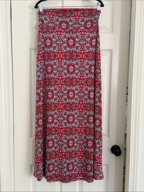 Gilli Morgana Red Geometric Paisley Maxi Skirt. Size Large